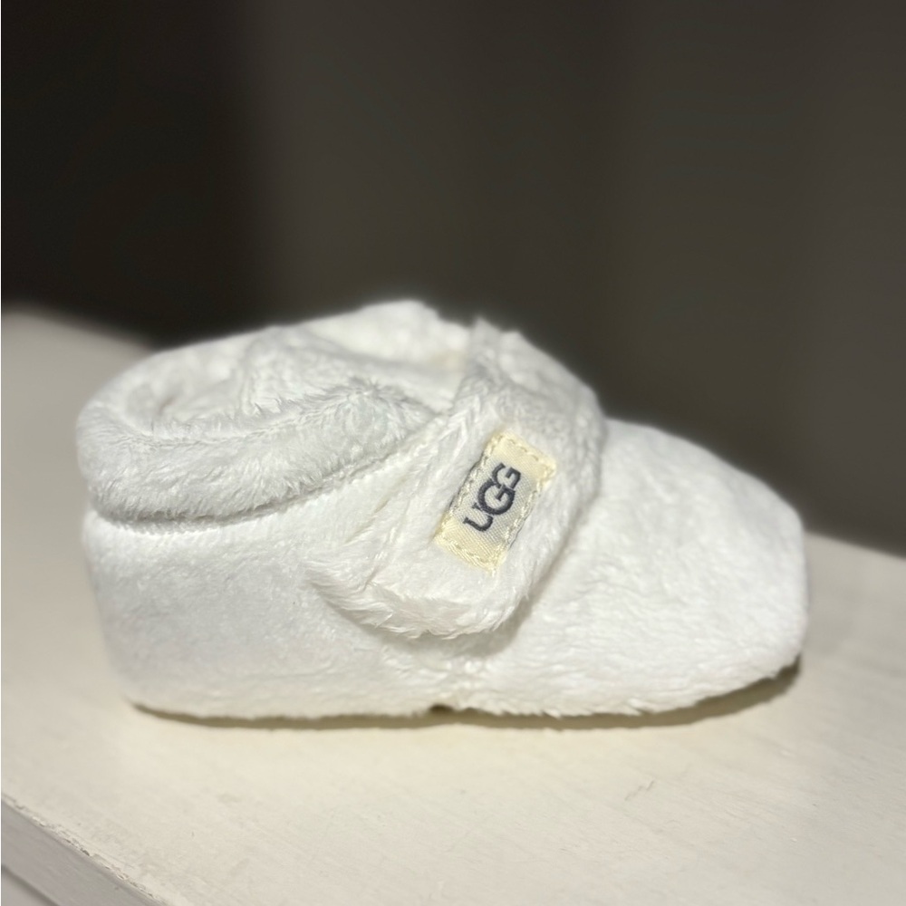 UGG Bixbee Infant Soft Baby Booties Slippers Pure White Sz 4/5~12-18 Months - Picture 6 of 10
